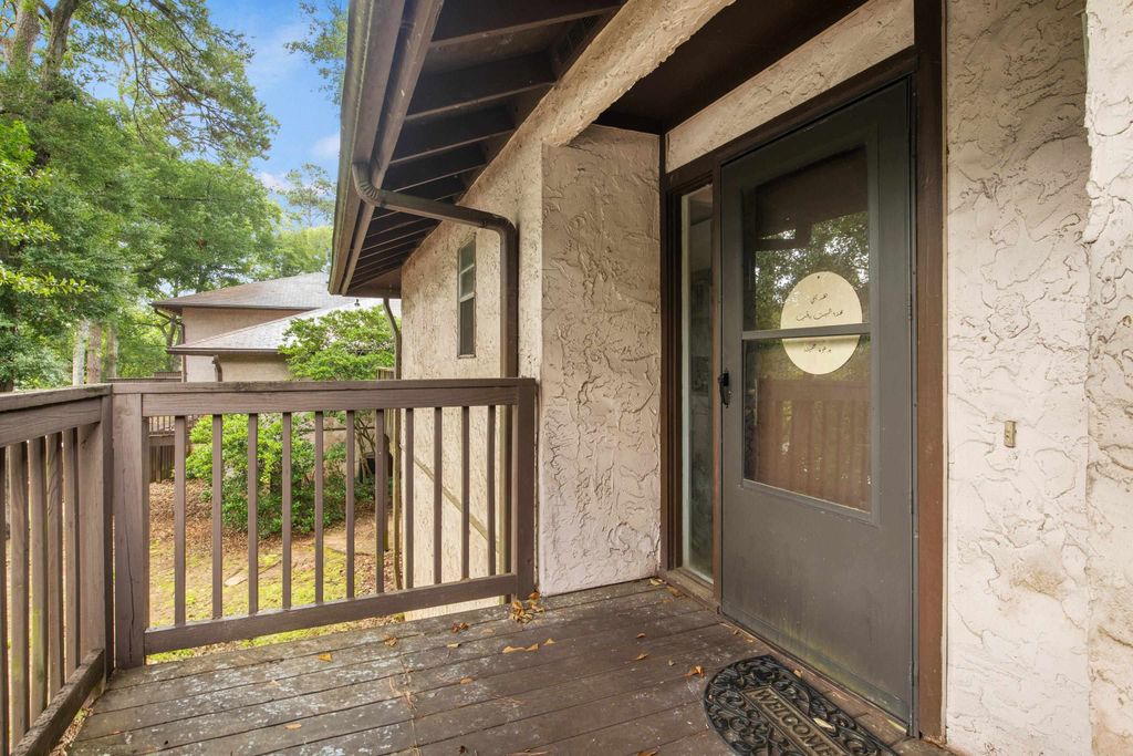 407 WESTWOOD Drive, Tallahassee, FL 32304