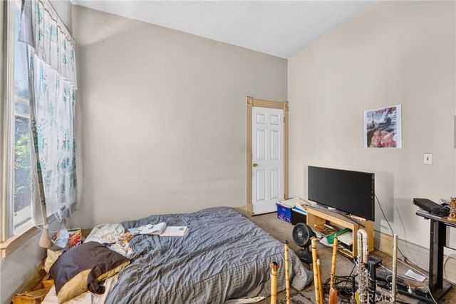1664 W 12th, Los Angeles, CA 90015