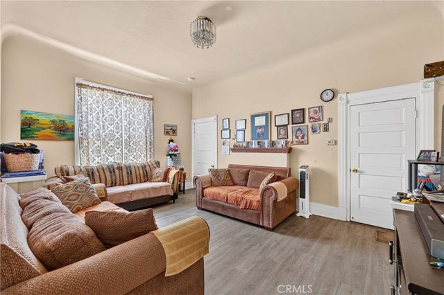1664 W 12th, Los Angeles, CA 90015