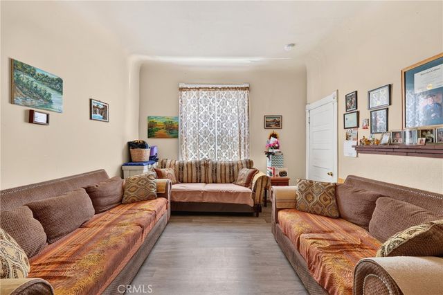 1664 W 12th, Los Angeles, CA 90015