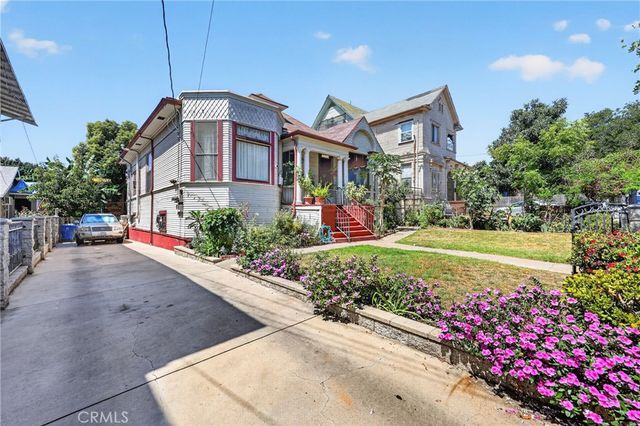 1664 W 12th, Los Angeles, CA 90015