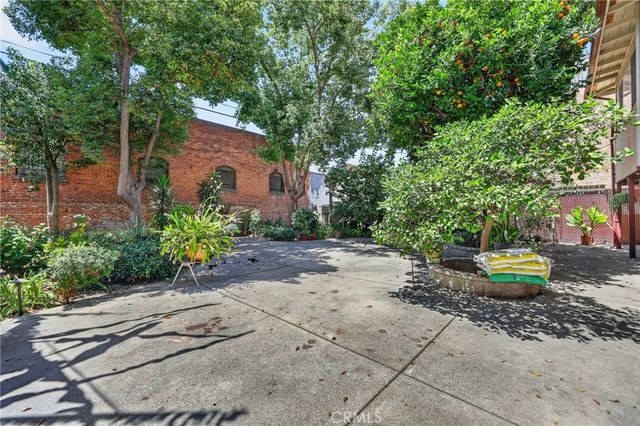 1664 W 12th, Los Angeles, CA 90015