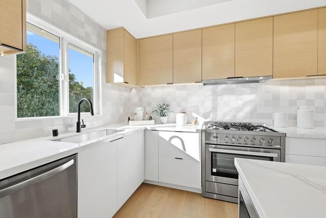 2637 Sequoia Way, Belmont, CA 94002