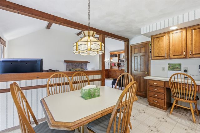 4 Oneida Place, Hudson, MA 01749