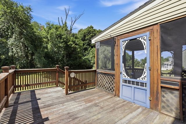 4 Oneida Place, Hudson, MA 01749