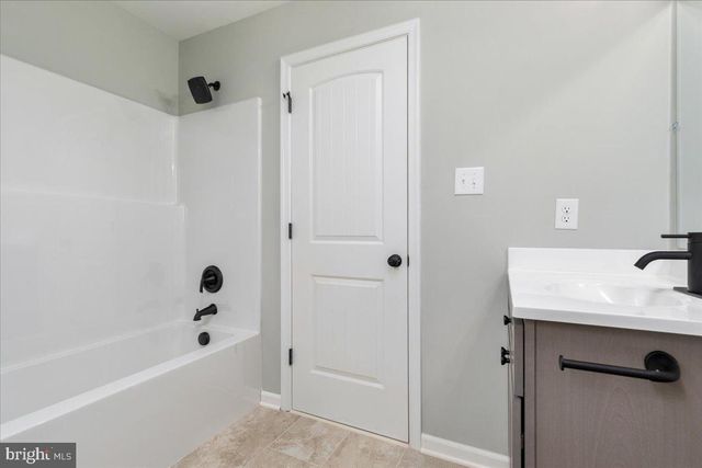 434 OLD OAK LANE, Front Royal, VA 22630