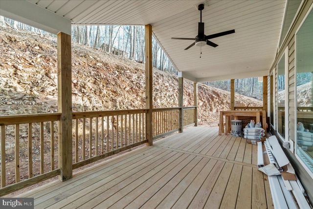 434 OLD OAK LANE, Front Royal, VA 22630