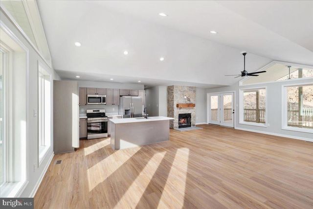 434 OLD OAK LANE, Front Royal, VA 22630