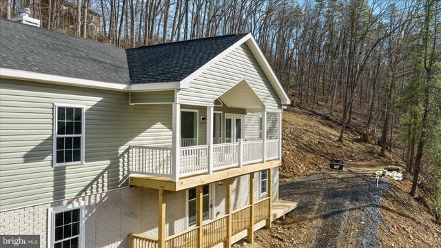 434 OLD OAK LANE, Front Royal, VA 22630