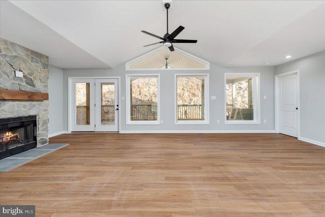 434 OLD OAK LANE, Front Royal, VA 22630