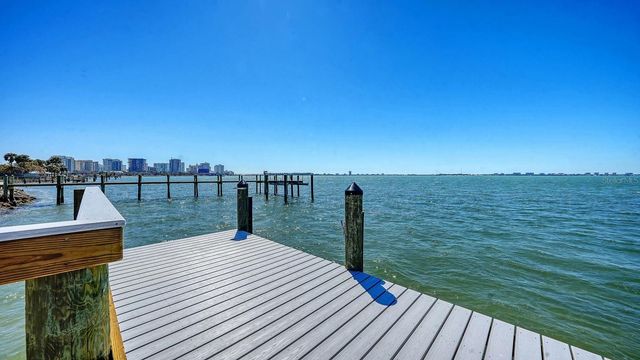 1023 TOCOBAGA LANE, Sarasota, FL 34236