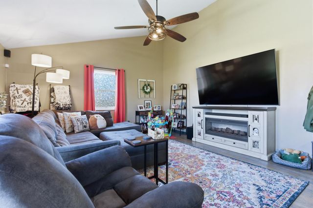 1031 Meadowrun Road 1031 Meadowrun Road, Englewood, OH 45322