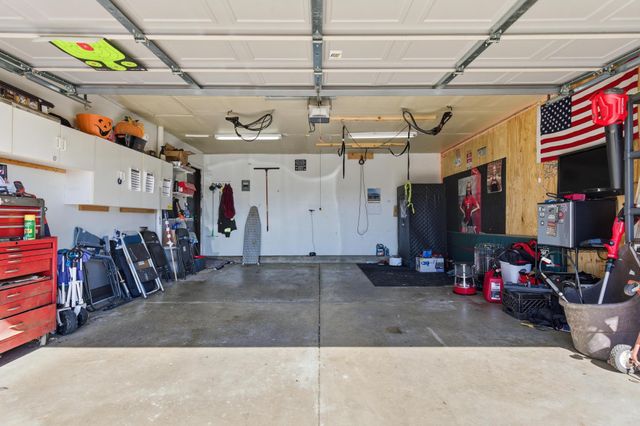 1031 Meadowrun Road 1031 Meadowrun Road, Englewood, OH 45322