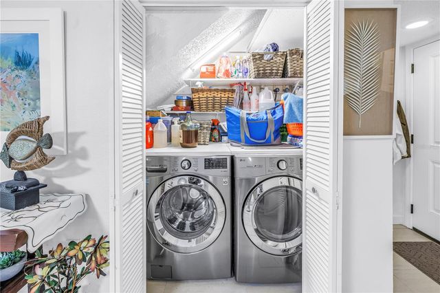 3465 41ST TERRACE S 205, St Petersburg, FL 33711