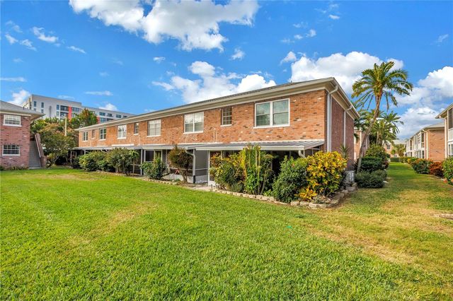 3465 41ST TERRACE S 205, St Petersburg, FL 33711