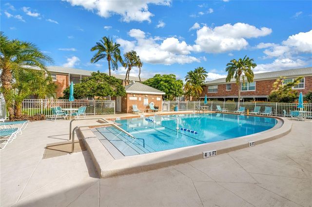 3465 41ST TERRACE S 205, St Petersburg, FL 33711