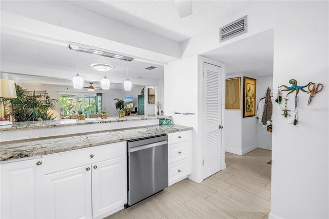 3465 41ST TERRACE S 205, St Petersburg, FL 33711