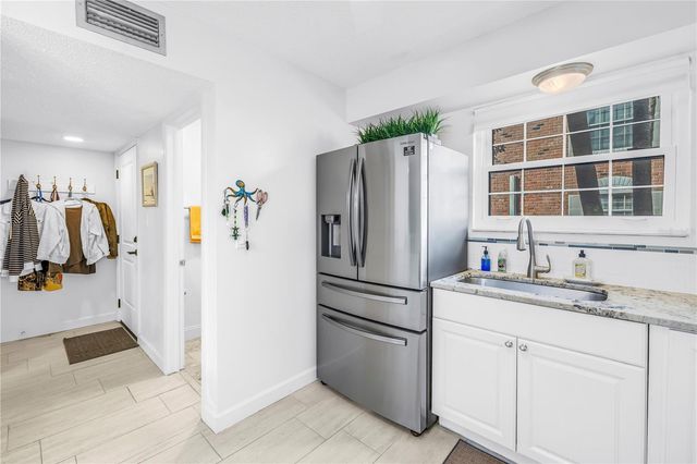 3465 41ST TERRACE S 205, St Petersburg, FL 33711