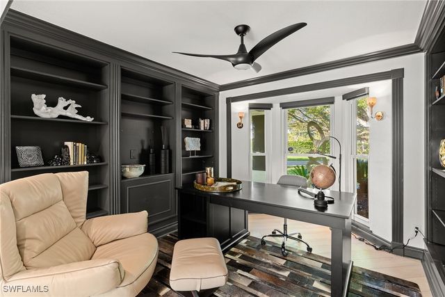 2570 Crayton RD, Naples, FL 34103