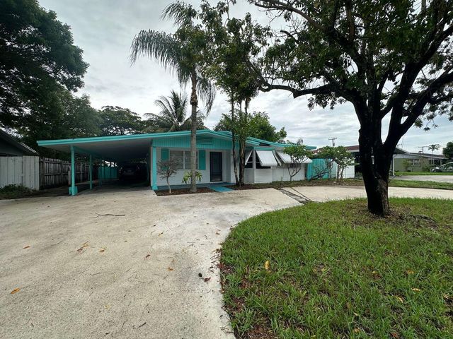 9308 N Military Trail, Palm Beach Gardens, FL 33410