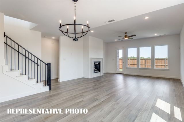 223 Lancaster Street, Mansfield, TX 76063