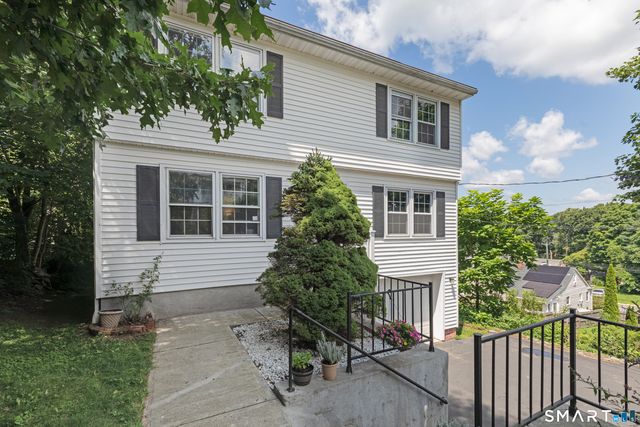 19 John Street, Naugatuck, CT 06770