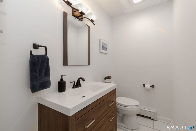 19 John Street, Naugatuck, CT 06770