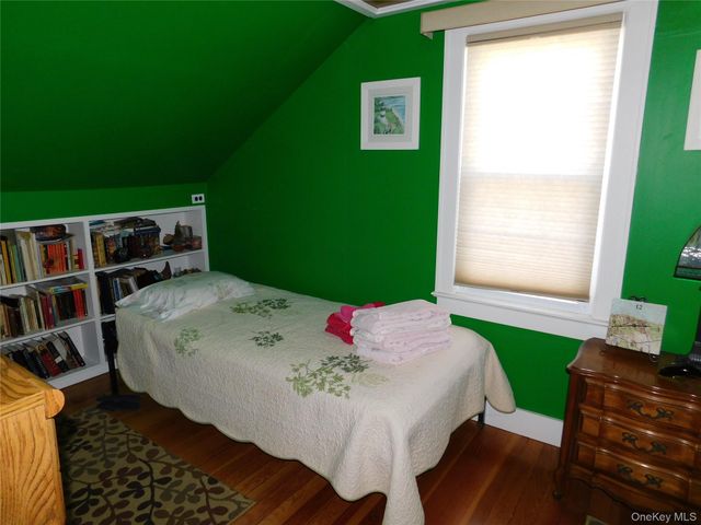 80 Cedar Road, Wading River, NY 11792