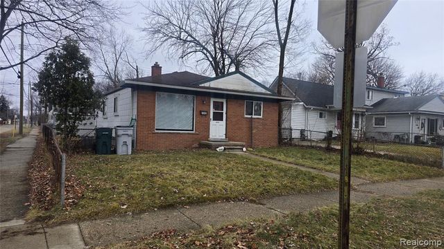 1040 E Bernhard Avenue, Hazel Park, MI 48030