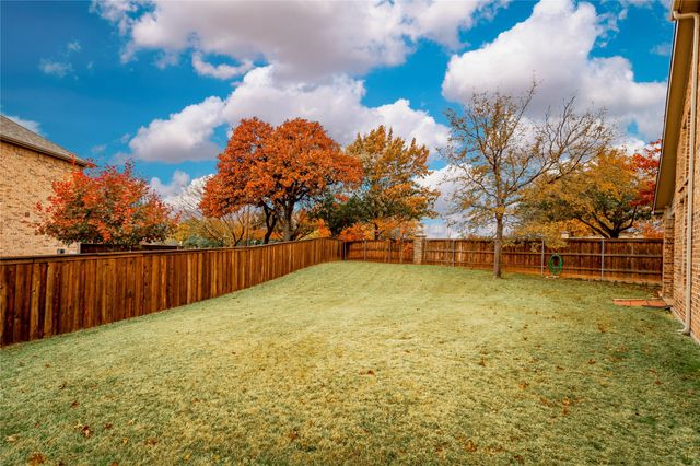 4512 Scott Drive, Flower Mound, TX 75022