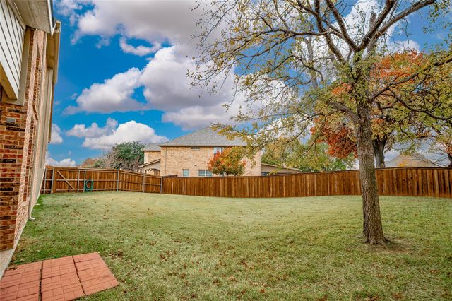 4512 Scott Drive, Flower Mound, TX 75022