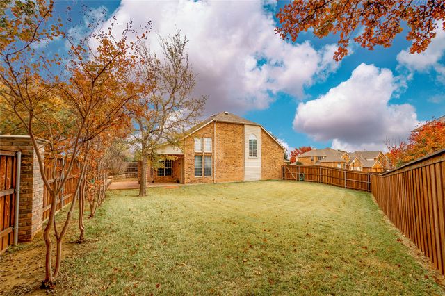 4512 Scott Drive, Flower Mound, TX 75022
