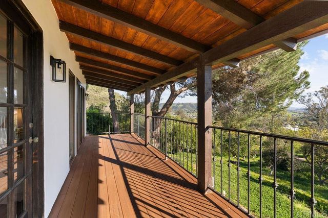 710 Buena Creek Road, San Marcos, CA 92069