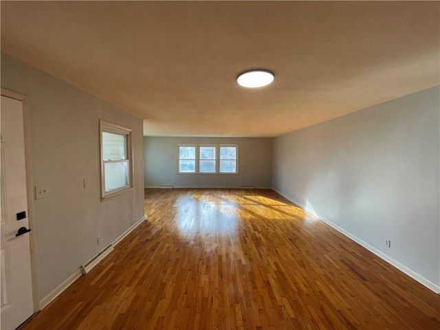 1416 S Maple Street, Ottawa, KS 66067