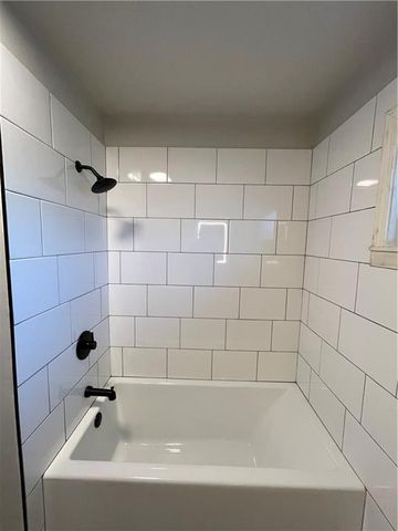 1416 S Maple Street, Ottawa, KS 66067