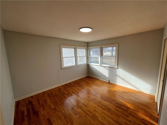 1416 S Maple Street, Ottawa, KS 66067