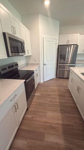 8780 SW Kanner Oaks Drive, Stuart, FL 34997