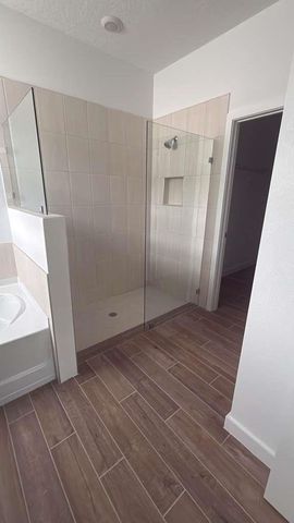 8780 SW Kanner Oaks Drive, Stuart, FL 34997