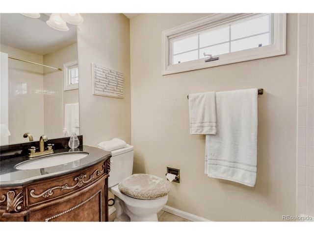 4905 Greenwich Ln, Highlands Ranch, CO 80130