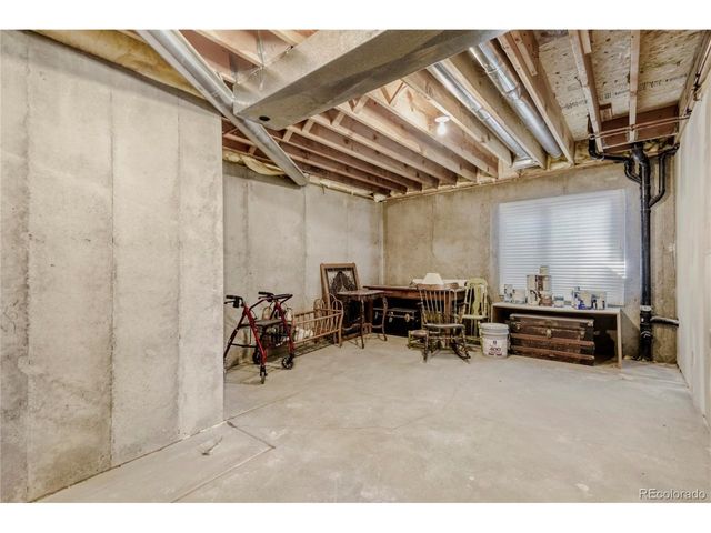 4905 Greenwich Ln, Highlands Ranch, CO 80130