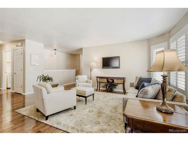 4905 Greenwich Ln, Highlands Ranch, CO 80130