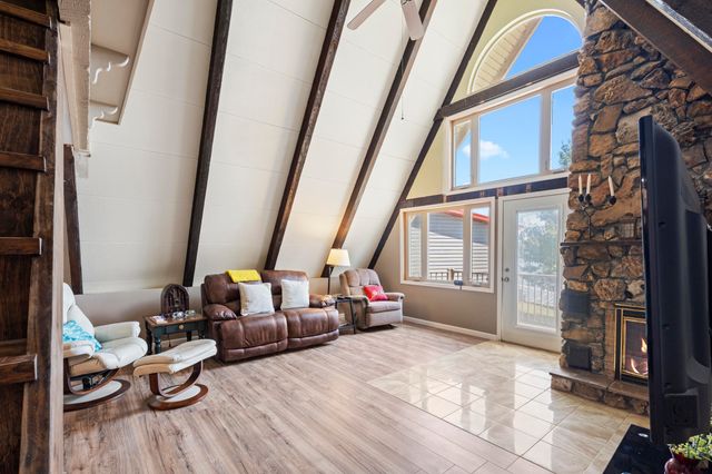 24612 S 638 Road, Grove, OK 74344