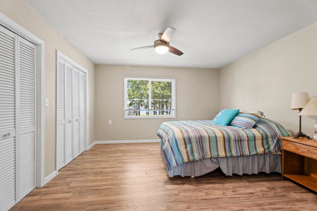 24612 S 638 Road, Grove, OK 74344