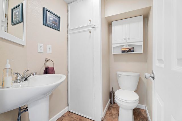 24612 S 638 Road, Grove, OK 74344