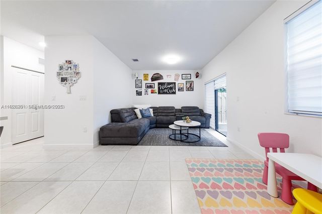 28754 SW 134th Ct, Homestead, FL 33033