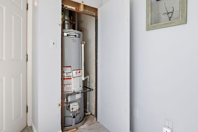 26 School Street 206, Hull, MA 02045