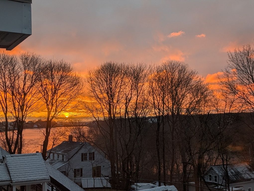 26 School Street 206, Hull, MA 02045