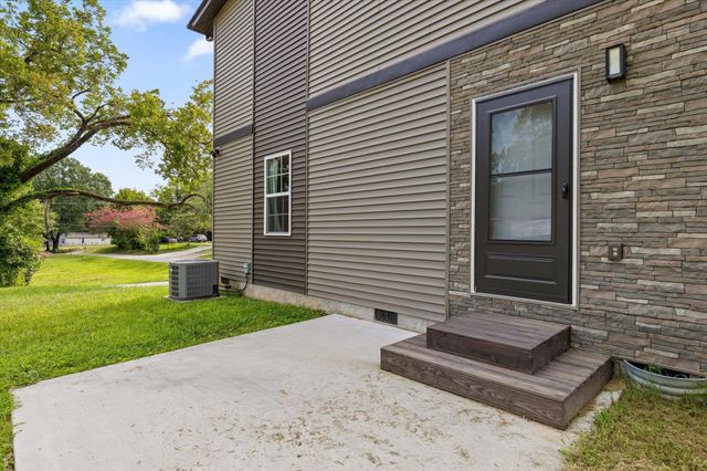 3915 Meadow Lane, Chattanooga, TN 37406