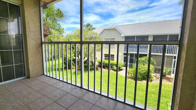 1610 SE Green Acres Circle Q-202, Port St Lucie, FL 34952