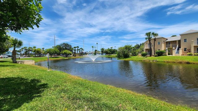 1610 SE Green Acres Circle Q-202, Port St Lucie, FL 34952